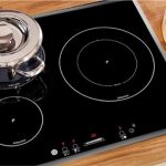 Chọn nồi có đế nhiễm từ, kích cỡ vừa vặn, từ 10 cm trở lên để nấu ăn hiệu quả, không xuất hiện mã lỗi E0