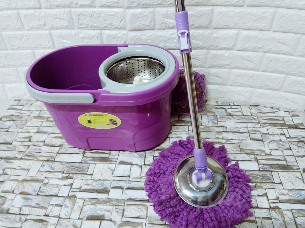 Sau khi sử dụng, bạn nên đặt sản phẩm ở nơi thoáng mát, tránh tiếp xúc trực tiếp đến ánh nắng mặt trời, vì đa số bộ lau nhà làm từ nhựa, nếu tiếp xúc với ánh năng có thể giòn và dễ vỡ.