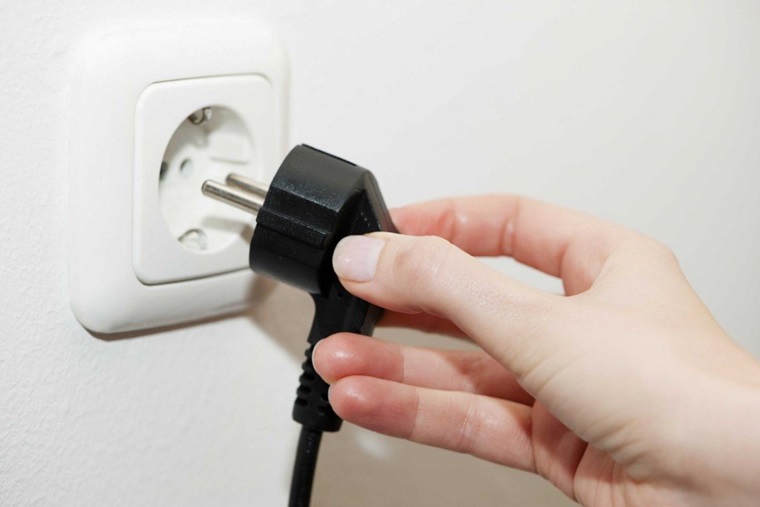 Phích cắm điện và ổ cắm