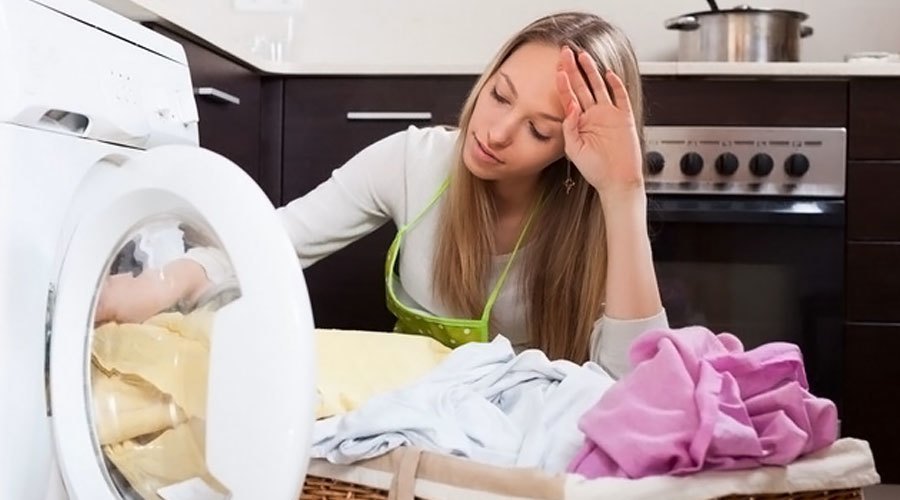Trải đều quần áo