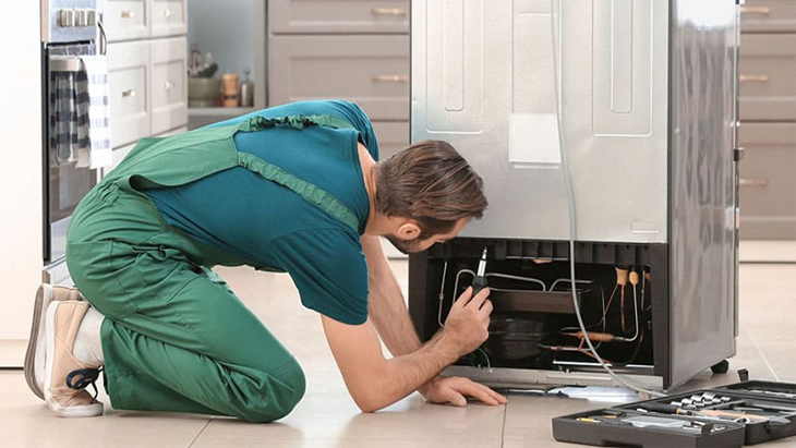 Tủ lạnh Hitachi kêu to